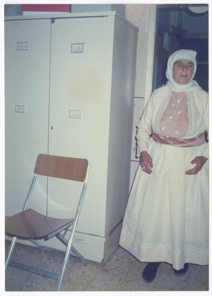 صورة  امرأة كبيره في السن 
