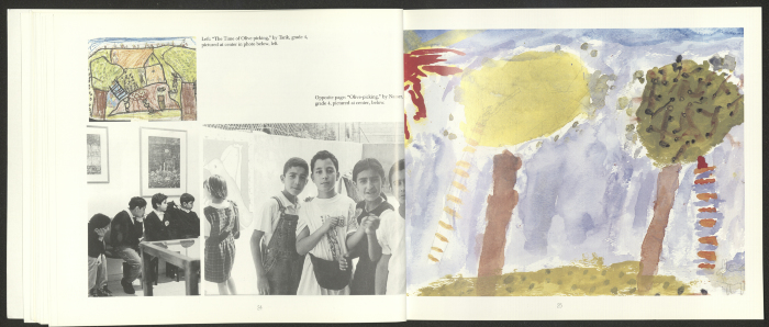 كتيب يحوي معلومات حول روضة الزهور وطلابها