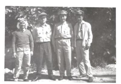 أعضاء في كشافة سرية رام الله الأولى