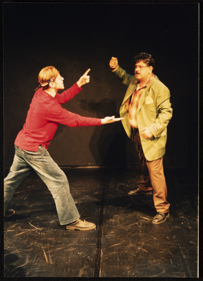 مسرحية شؤون أبو شاكر 2002<br />
 