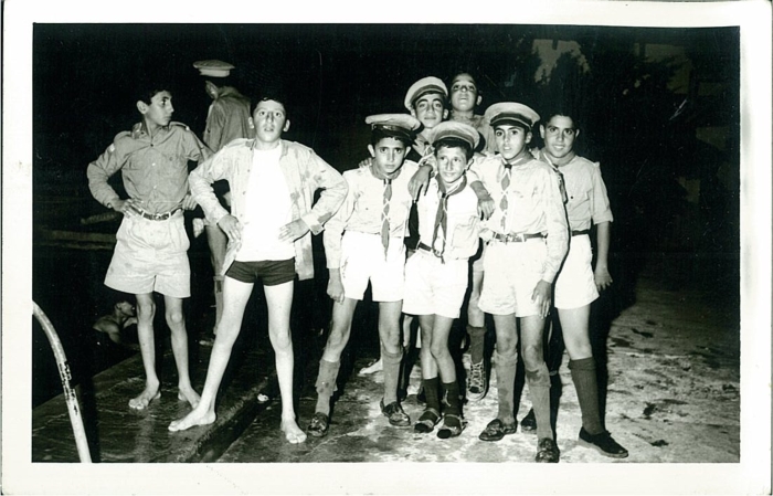 A Photograph of Sareyyet Ramallah Members
