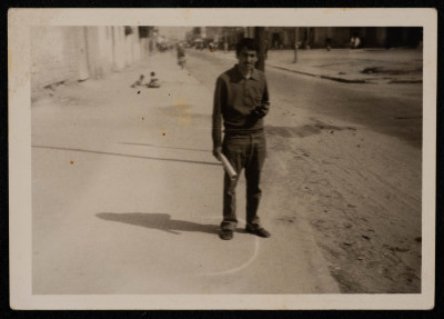 A Photograph of Tayeʿ ar-Rimawy at Umar al-Mukhtar Street in Gaza City 
