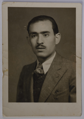 Portrait of Musa Uthman of Beit Safafa, Jerusalem, in 1947