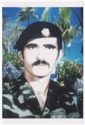 مناضل بزيه العسكري
