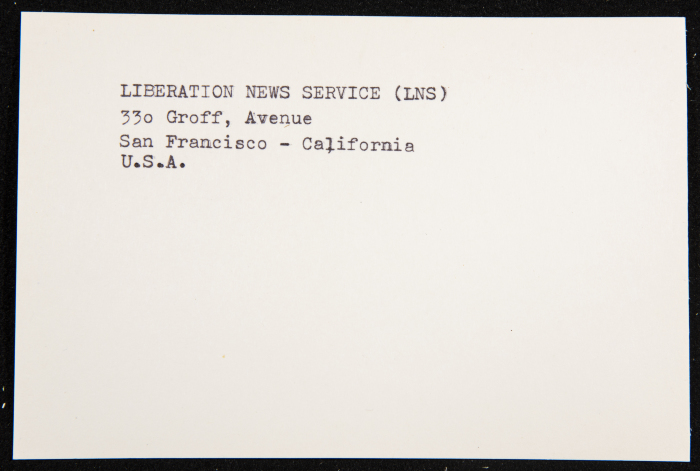 قصاصة توثق عنوان جريدة 