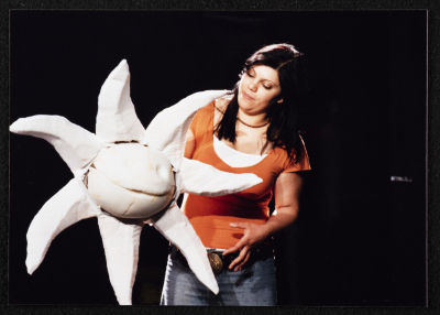 A Photograph of Actress Ranin Bsharat During the Theatrical Performance of "Ṣah Ṣah", al-Midan Theatre	