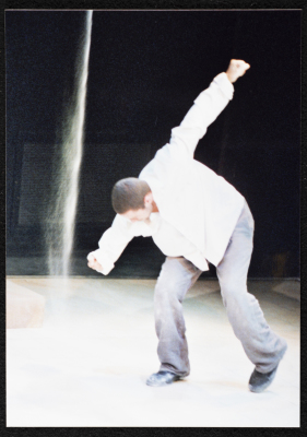 A Photograph of Actor Ṣaleh Bakry During the Theatrical Performance of "Junun"
