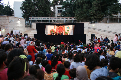 A Photograph of the Theatrical Performance "Aṣfura Wa Jaradah", the Popular Theatre Troupe, 2015
