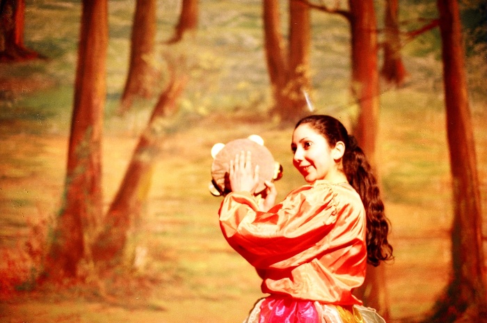 A Photograph of the Theatrical Performance 