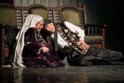 A Photograph of the Theatrical Performance of "Qiṣaṣ Min Zaman al-Khuyul al-Baydaʾ", 2017 
