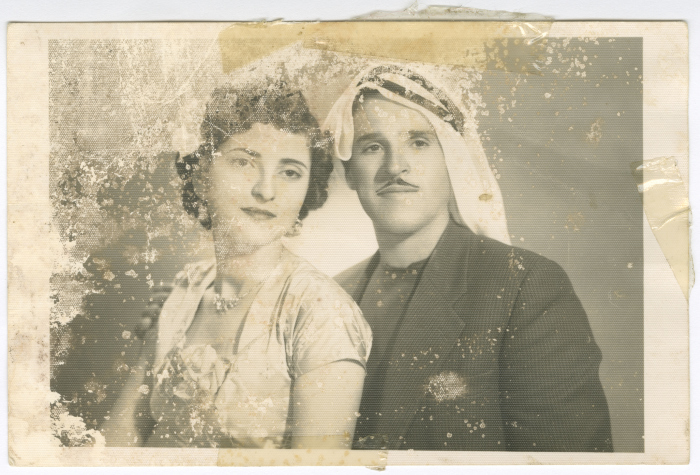 يونس مسعود وزوجته نعمة أثناء فترة الخطوبة