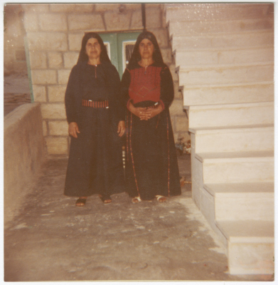 Nusra Farah at her Sister