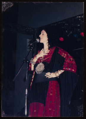 Rim Banna at the 4th Saffa Arts and Culture Festival, 2007 