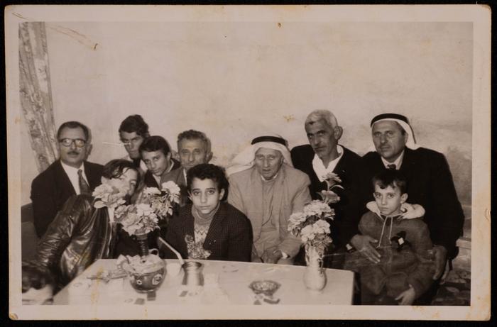 Thiab Zeid al-Kilani with His Children and Grandchildren, Baghdad, 1980