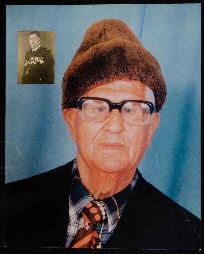 صورة شخصية لسعادة الجلاد 