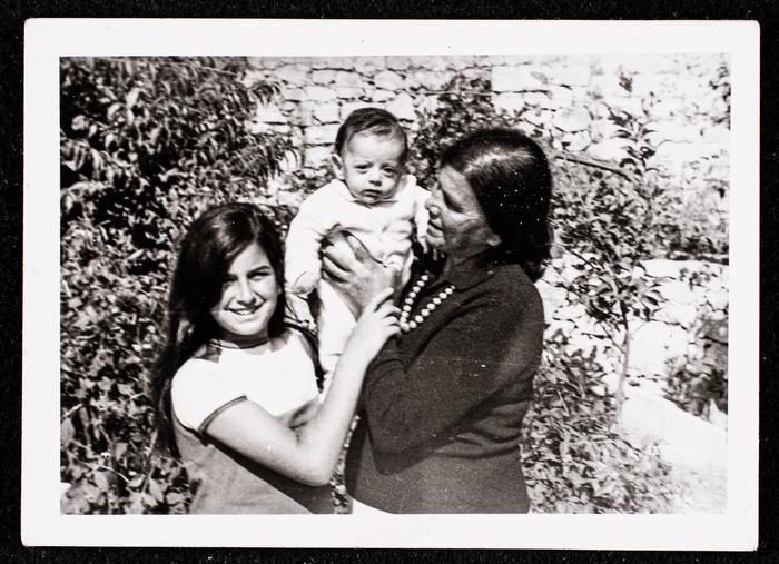 Naifa Qare and her Daughter Norma Karkar and the Child Iskandar 