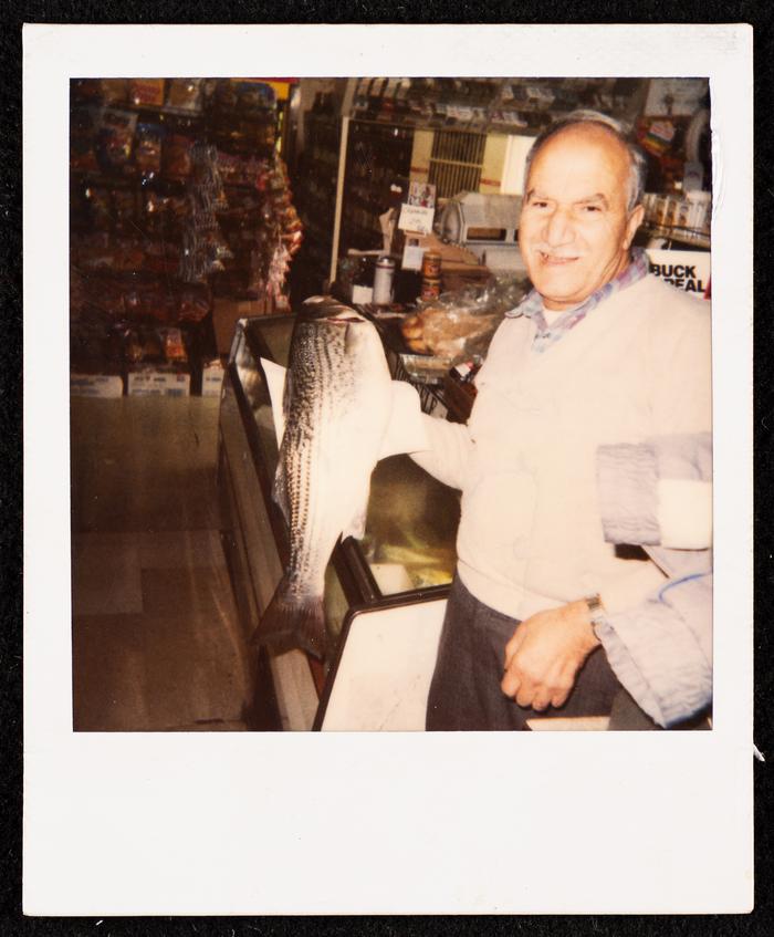 خليل الحبش في منزله في سان فرانسيسكو، الولايات المتحدة الأمريكية 