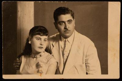 منيرفا القرع وزوجها من عائلة عميرة