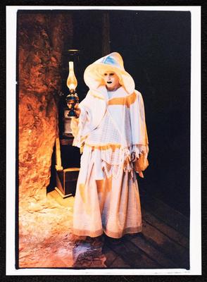 صورة من مسرحية عارض الكاركوز، مسرح الميدان، حيفا