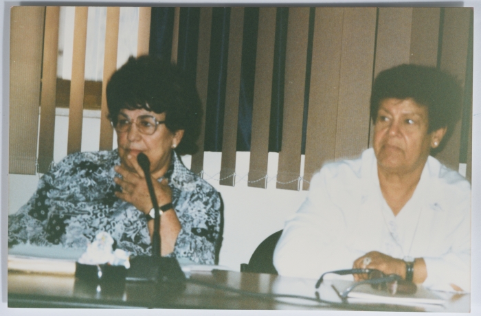 خديجة جبريل وفاطمة فرحات