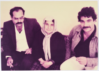 رجلان وامرأة، مخيم نهر البارد، 1980- 1989