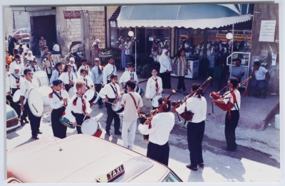 A musical performance in Rashidieh camp