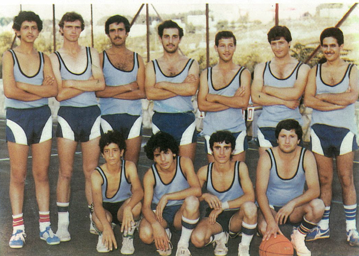 صورة لفريق الرجال لكرة السلة التابع لسرية رام الله الأولى