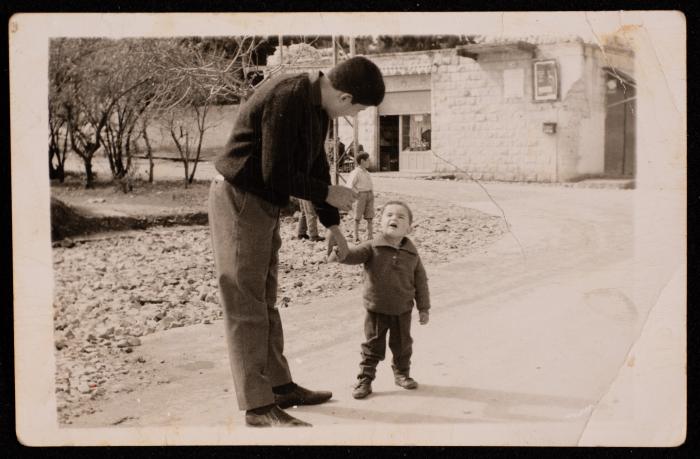 مدثر ومنذر ارشيد في جنين، 1962