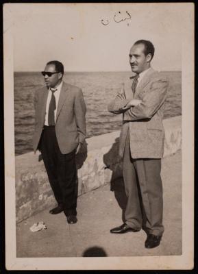 صورة لحسن الخطيب مع صديقه، لبنان، خمسينيات القرن العشرين