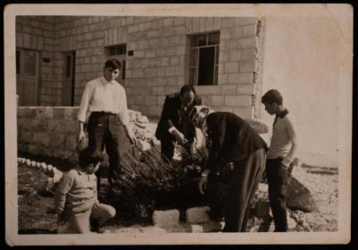 Hasan al-Khatib, Rsheid abu Khdeir and Shua