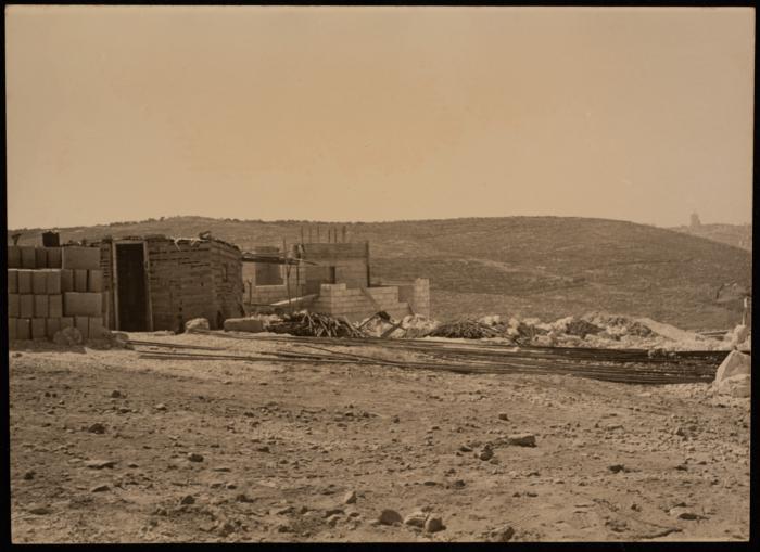 صورة للحي السكني للمعلمات والمعلمين المقدسيين في القدس، 1973
