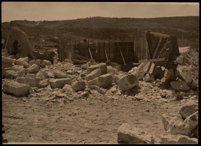 صورة للحي السكني للمعلمات والمعلمين المقدسيين في القدس، 1973
