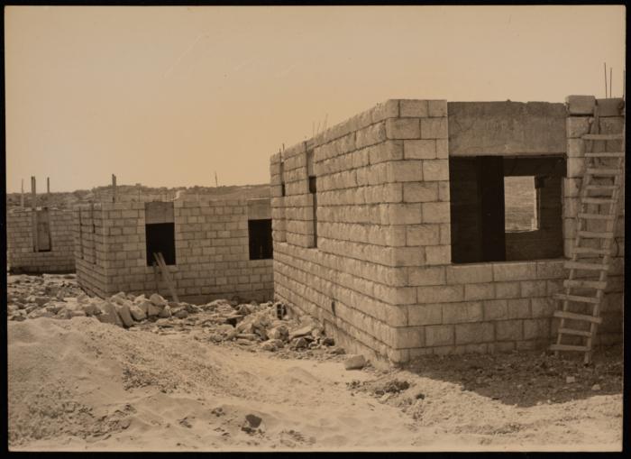 صورة للحي السكني للمعلمات والمعلمين المقدسيين في القدس، 1973
