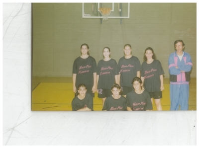 A Photograph of Sareyyet Ramallah Men's Basketball Team
