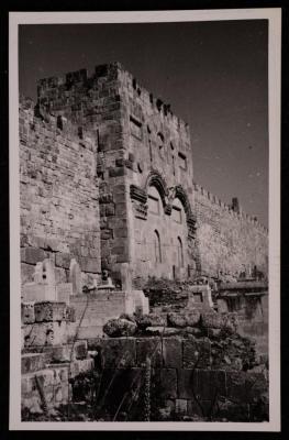 "A Photograph of ar-Rahma Gate (Golden Gate) and the Islamic Cemetery in the Occupied City of Jerusalem" Taken Between the 1920s and the 1930s 