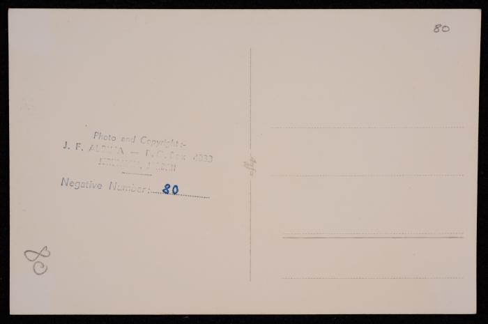 صورة لقبة الصخرة  و المسجد الاقصى  في مدينة القدس، تصوير يوسف البينا، عشرينيات وثلاثينيات القرن الماضي