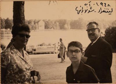 Hanna Nakkarah with Shula and Her Son, Moscow, 1968
