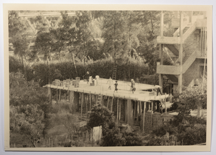 مبنى قيد الإنشاء، مخيم نهر البارد