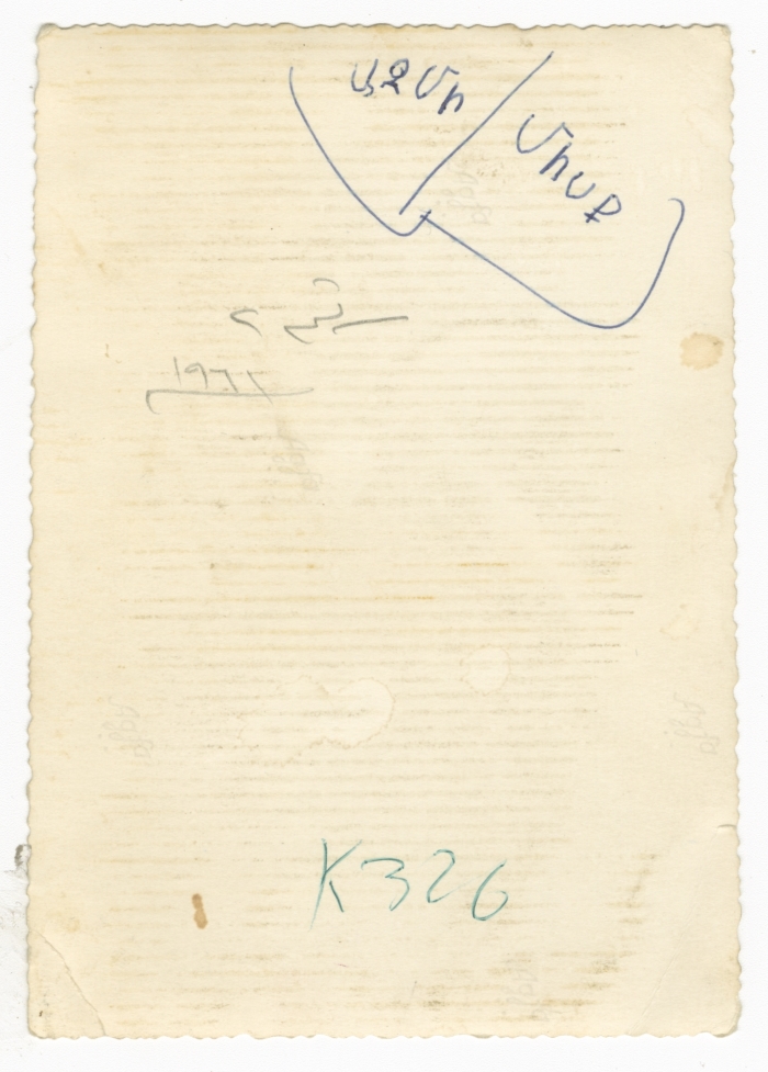 أقارب وأصدقاء فلسطينيون في أحد الأعياد