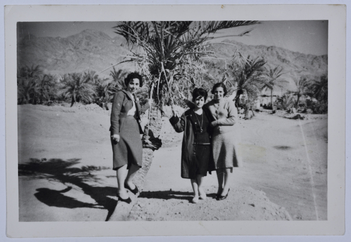 A Photograph of Girls