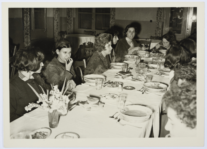 وفد من مرشدات كشافة الكويت، نابلس، 1962