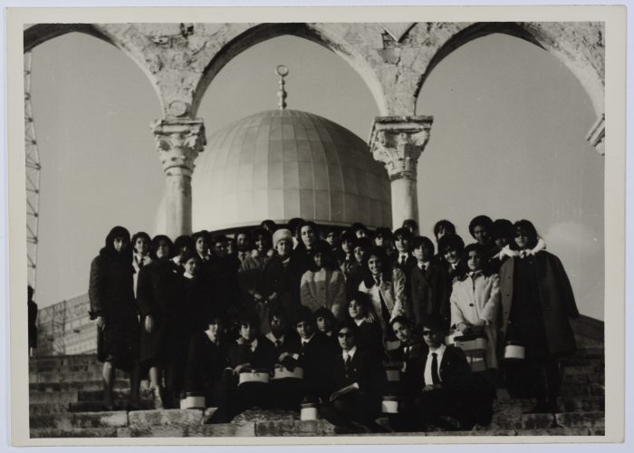 Kuwaiti Scout Guides, Jerusalem, 1962