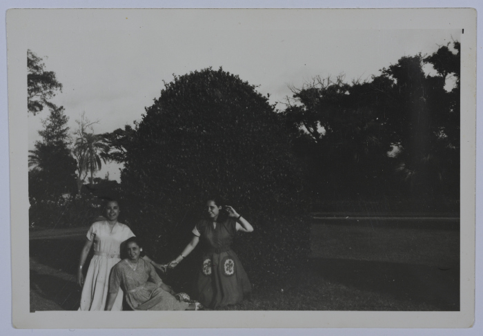 A Photograph of Girls, Alexandria