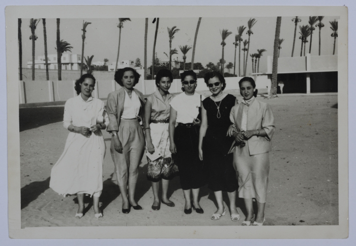 A Photograph of Girls, Alexandria