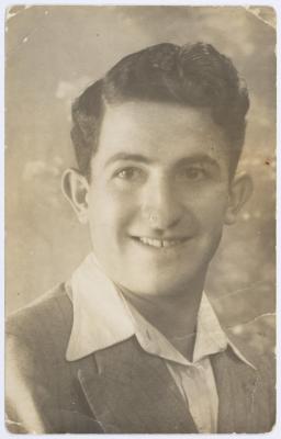 صورة شخصية لجودة خميس، 1946