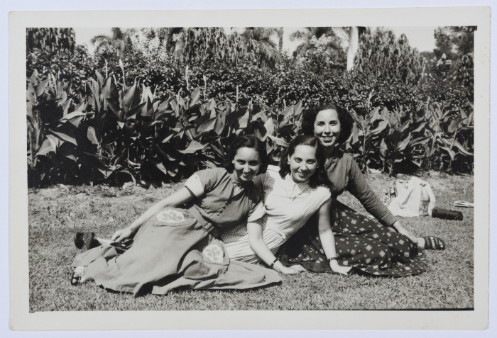 A Photograph of Girls, Egypt