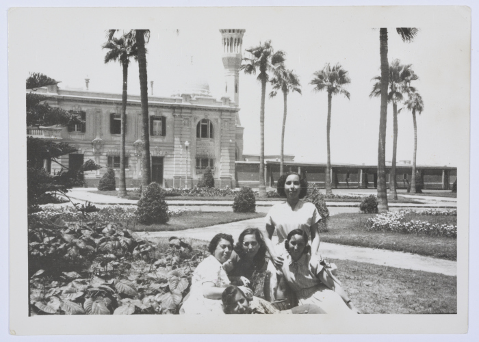 A Photograph of Girls, Alexandria