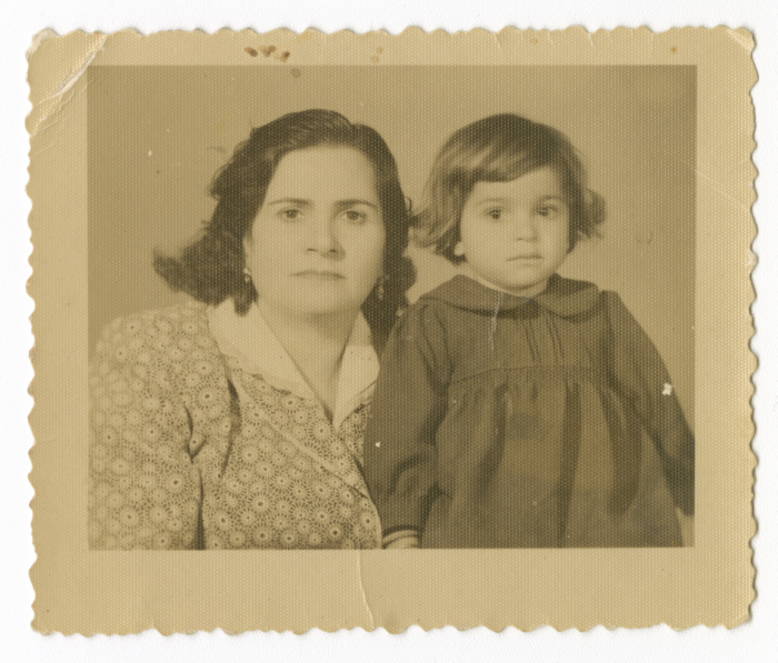 Kahla al-Taher with her daughter Haifa Irsheed