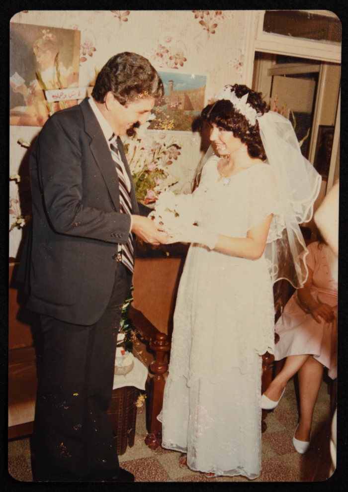 زفاف الدكتور سمير غوشة وسحر عم علي في مخيم اليرموك في دمشق  