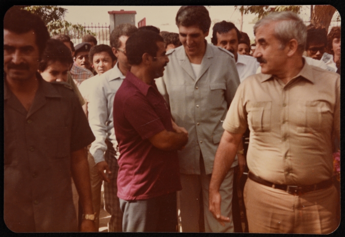 الدكتور سمير غوشة برفقة جورج حبش في عدن في اليمن الجنوبي عام 1981 